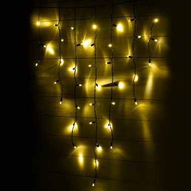 Фотография товара 'Aledus i-BP-3x0.9M-WW/F Бахрома (Айсикл) 3x0.9 м, черный провод'