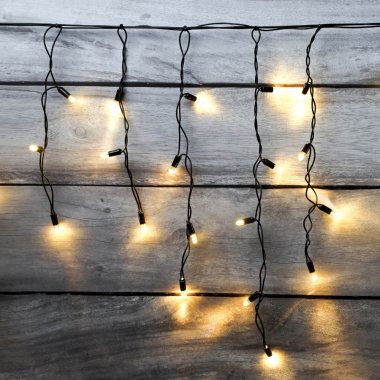 Фотография товара 'Aledus i-BP-3x0.5M-WW Бахрома (Айсикл) 3x0.5 м, черный провод'